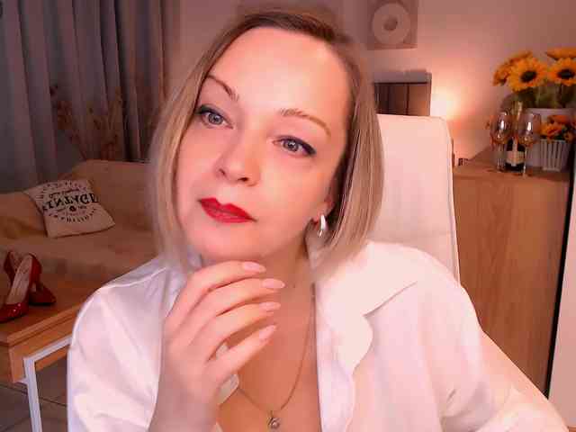 Tilly-Eliot webcam
