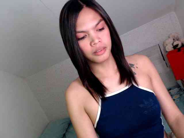 Holymary69 Live Webcam on BongaCams