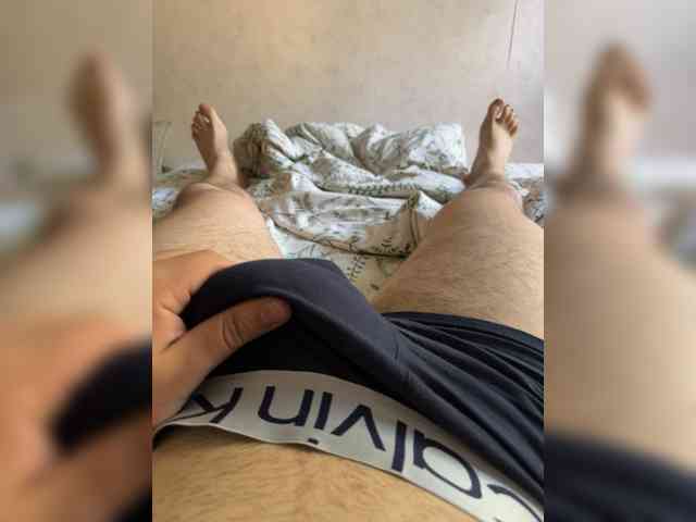 Egikb11 Live Webcam on BongaCams
