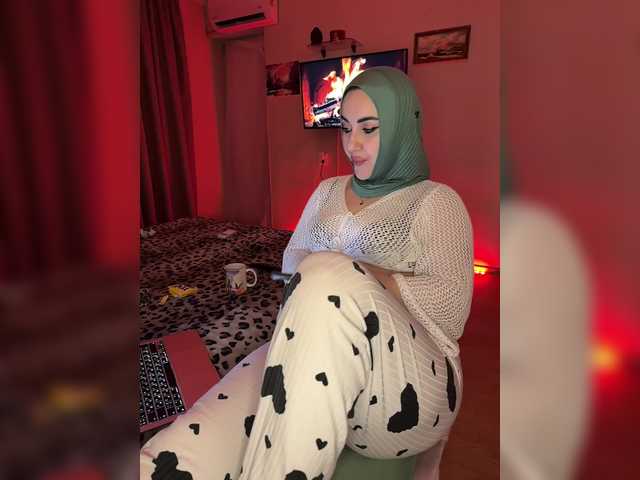 Plennica's BongaCams show and profile