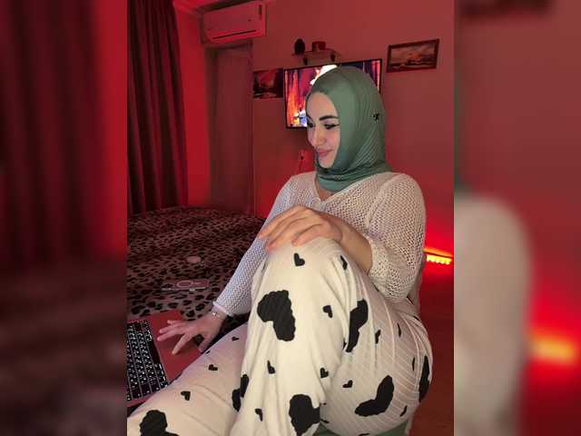 Plennica's BongaCams show and profile