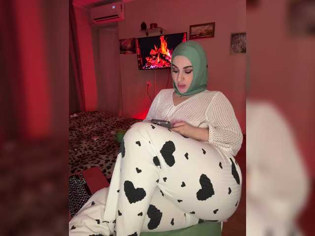 Plennica's BongaCams show and profile