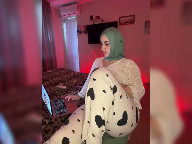 Plennica's BongaCams show and profile