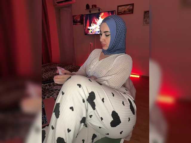 Plennica's BongaCams show and profile