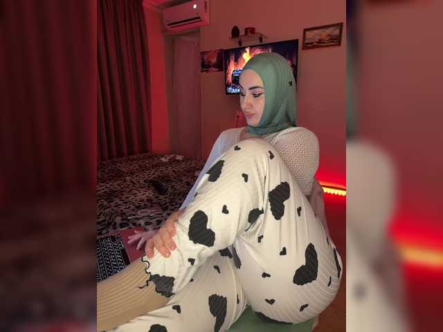 Plennica's BongaCams show and profile