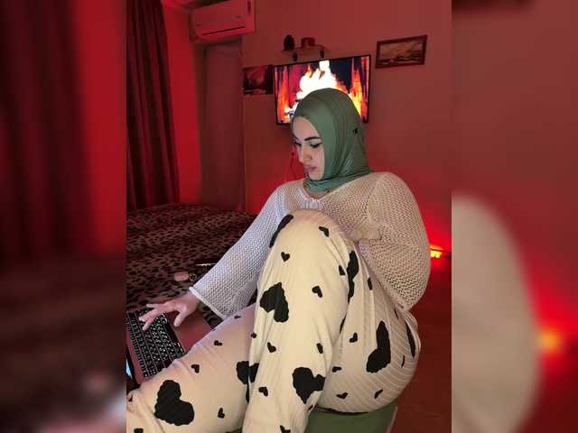 Plennica's BongaCams show and profile