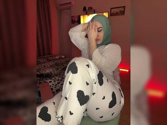 Plennica's BongaCams show and profile