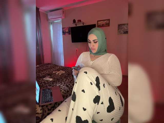 Plennica's BongaCams show and profile