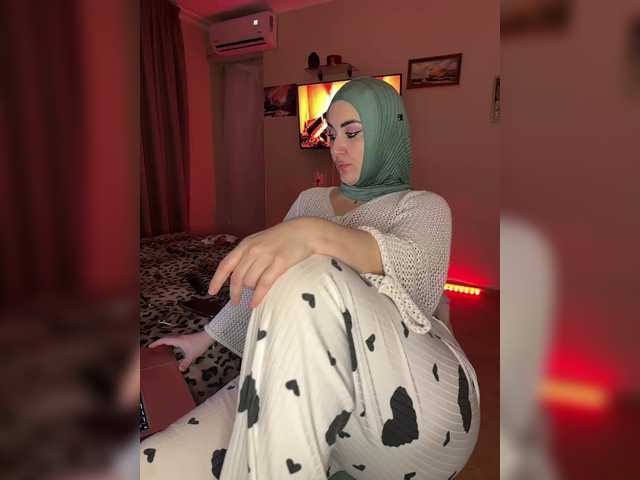 Plennica's BongaCams show and profile