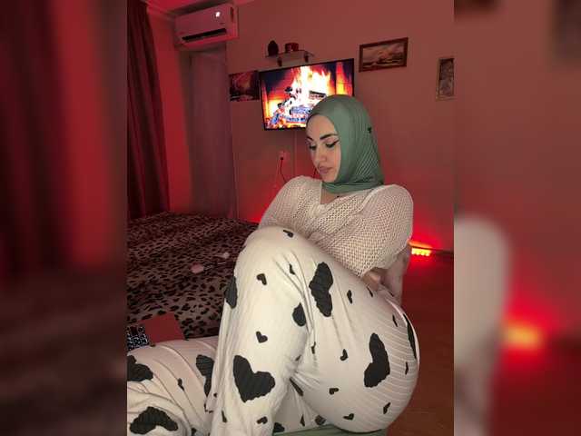 Plennica's BongaCams show and profile