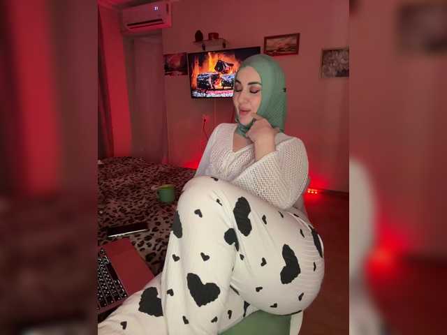 Plennica's BongaCams show and profile