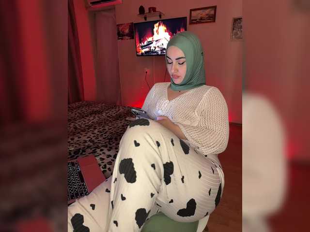 Plennica's BongaCams show and profile