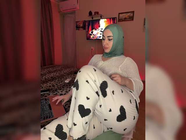 Plennica's BongaCams show and profile