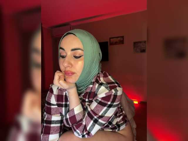 Plennica's BongaCams show and profile