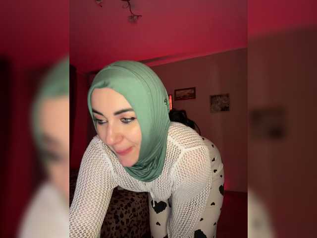 Plennica's BongaCams show and profile