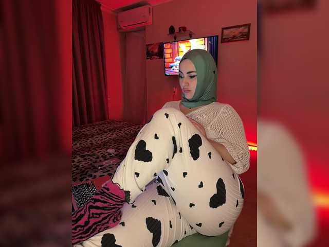 Plennica's BongaCams show and profile