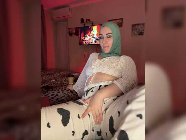 Plennica's BongaCams show and profile