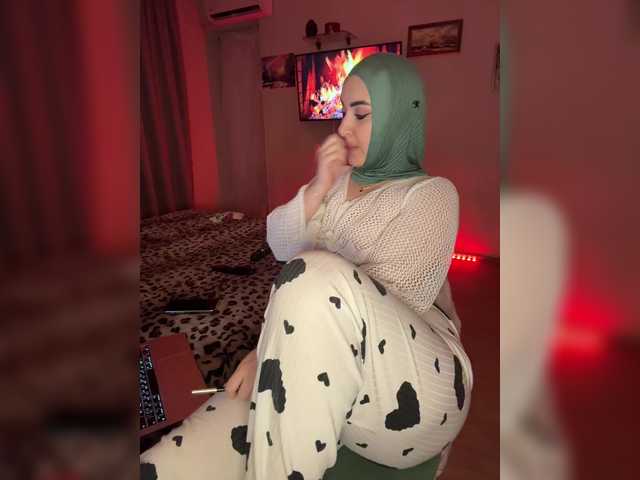 Plennica's BongaCams show and profile