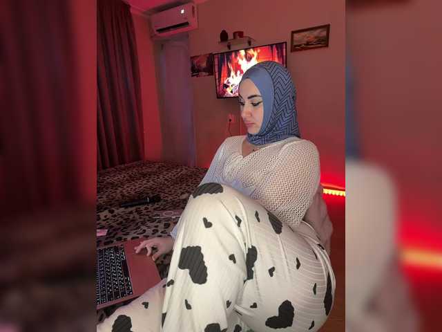 Plennica's BongaCams show and profile