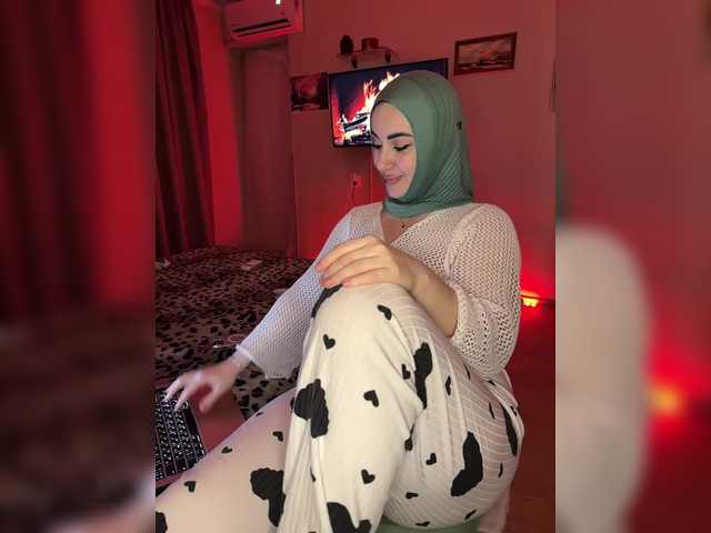 Plennica's BongaCams show and profile