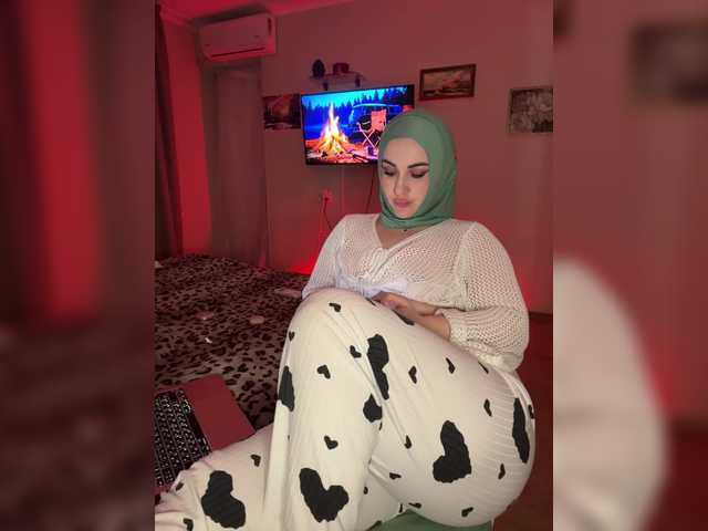 Plennica's BongaCams show and profile