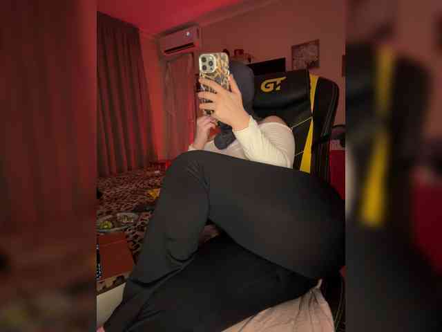Plennica Live Webcam on BongaCams