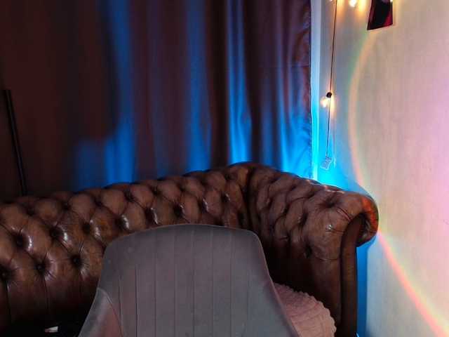  Linda-Stefana chat room