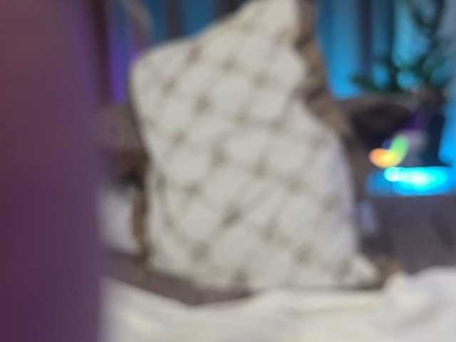 Linda-Stefana live webcam show