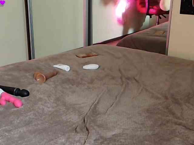 Linda-Stefana webcam