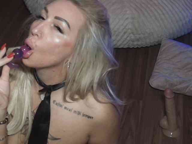 Linda-Stefana webcam