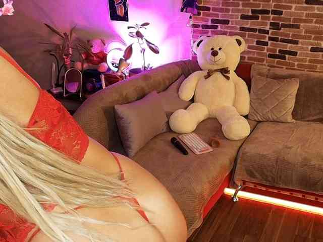 Linda-Stefana webcam