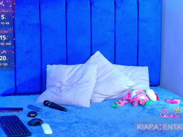 KIARATENTATION live webcam show