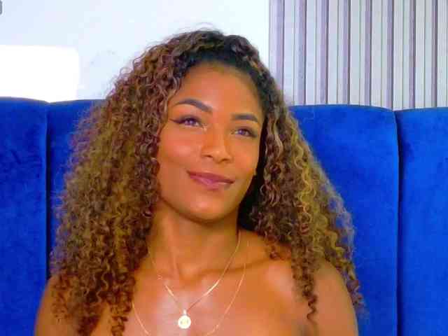 Modelo: kiaratentation