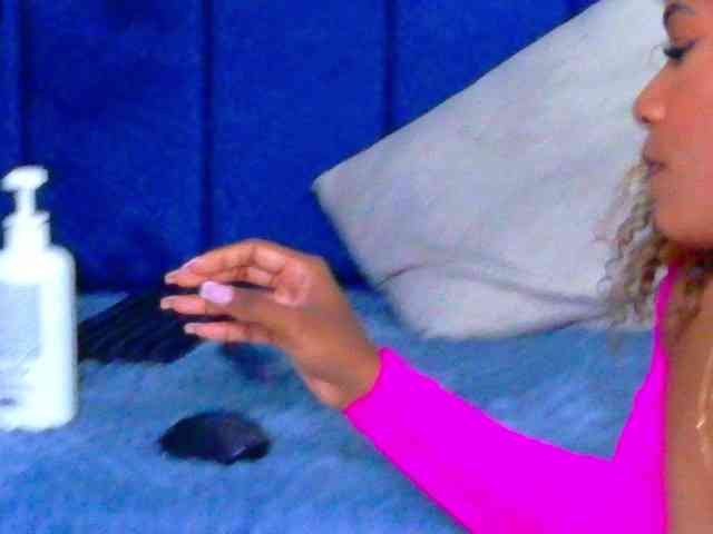 KIARATENTATION webcam