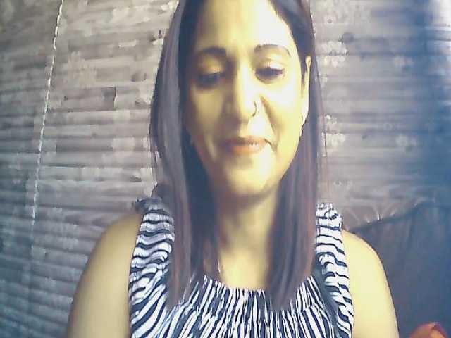 Indianlusty live cam on BongaCams