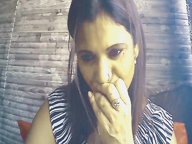 Indianlusty live cam on BongaCams