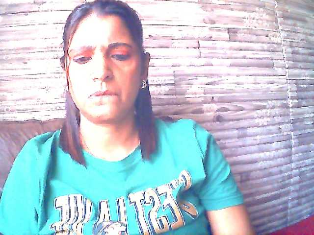 Indianlusty live cam on BongaCams
