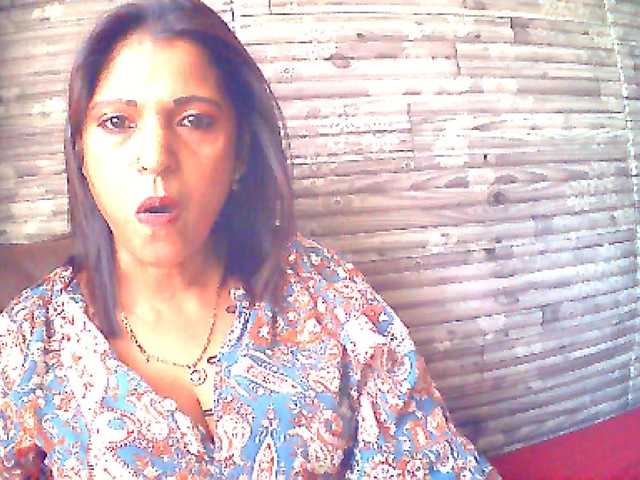 Indianlusty live cam on BongaCams