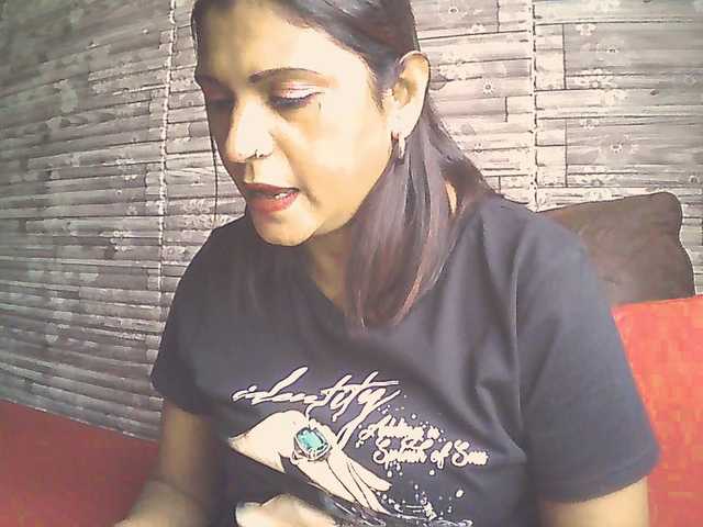 Indianlusty live webcam show