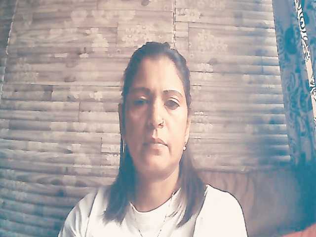 Indianlusty live cam on BongaCams
