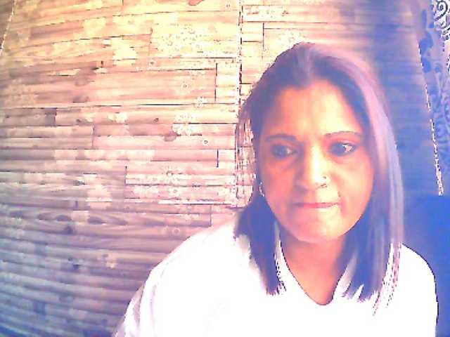 Indianlusty live cam on BongaCams