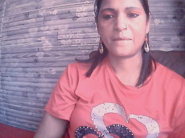 Indianlusty live webcam show
