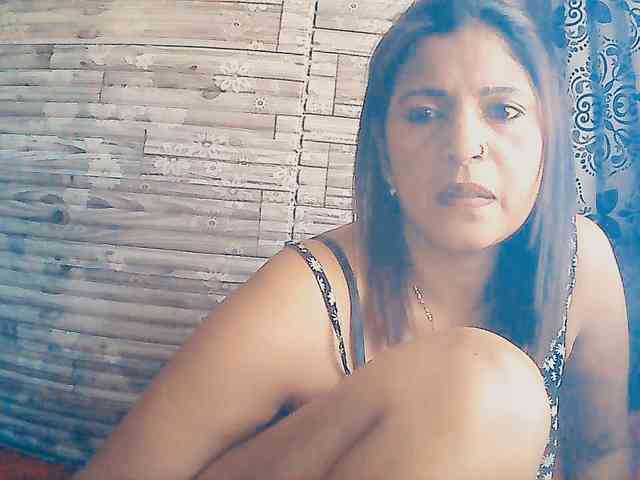 Indianlusty webcam
