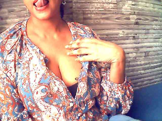 Indianlusty webcam