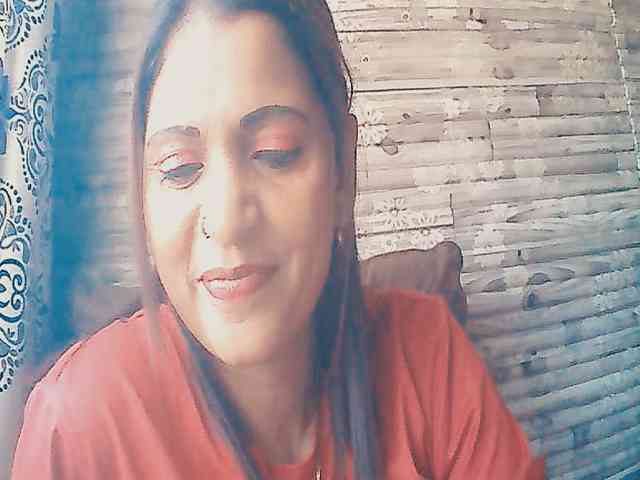 Indianlusty Live Webcam on BongaCams