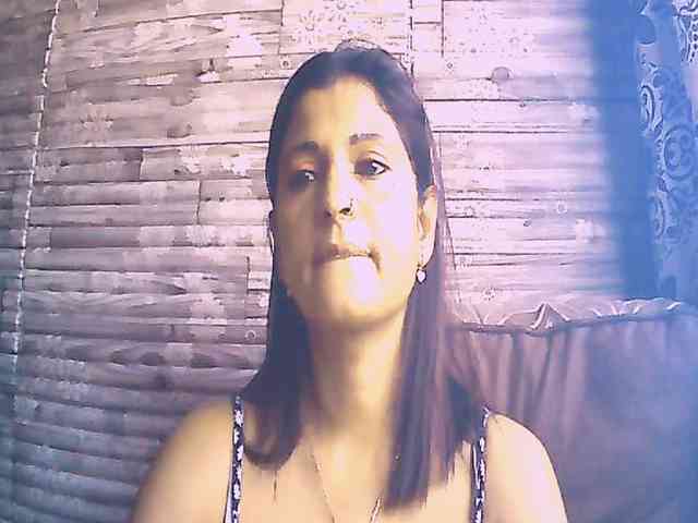 Model: Indianlusty