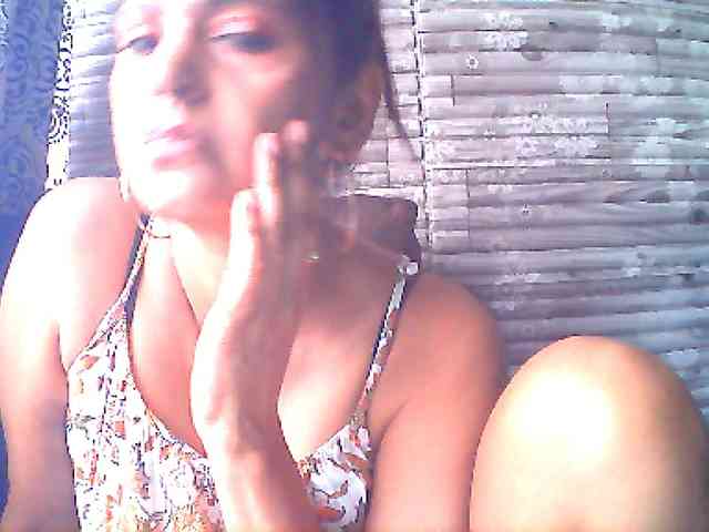 Indianlusty Live Webcam on BongaCams