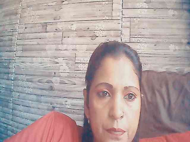 Indianlusty Live Webcam on BongaCams