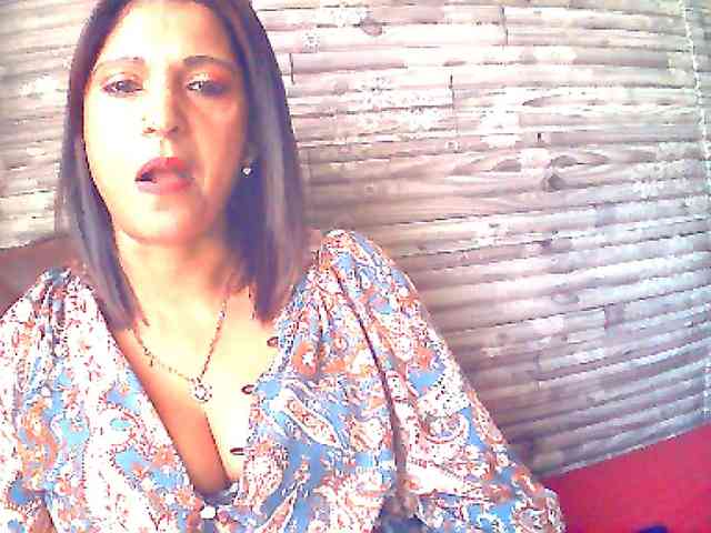 Indianlusty webcam