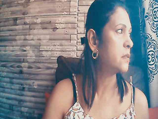 Indianlusty webcam